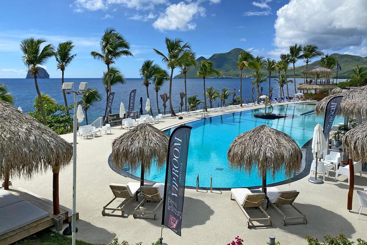 Nouveau Studio Chaleureux Avec Jacuzzi Prive & Piscine Le Diamant Exterior foto